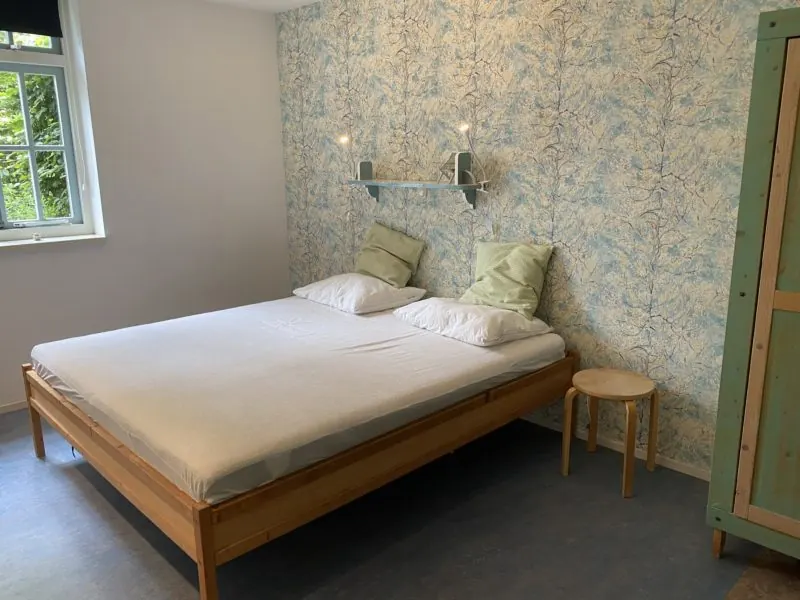 Tweepersoonsbed in De Windroos